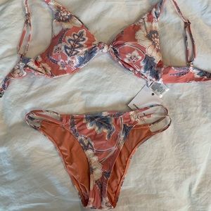 O’Neill floral bikini top M bottom S